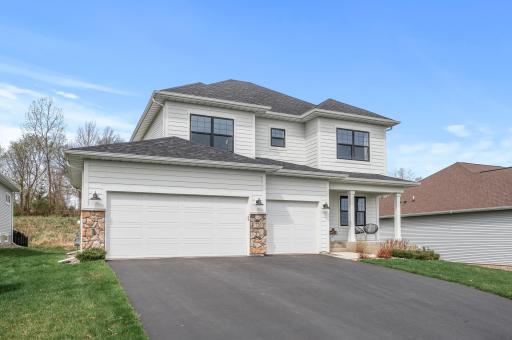 720 James Avenue N, Lake Elmo, MN 55042
