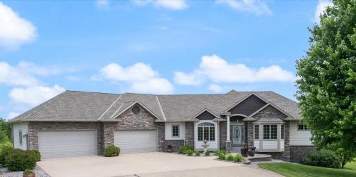 8426 136th Avenue NE, Forest Lake, MN 55025
