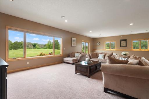 8426 136th Avenue NE, Forest Lake, MN 55025