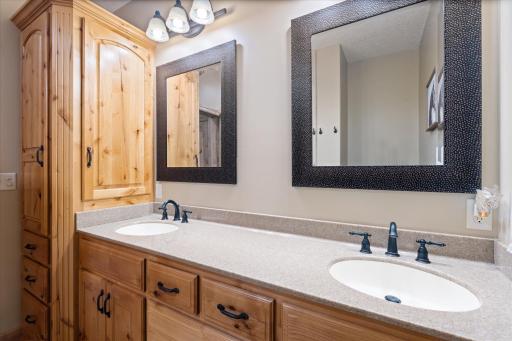 8426 136th Avenue NE, Forest Lake, MN 55025