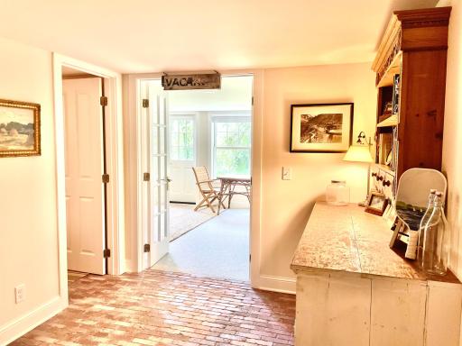 5980 Christmas Lake Road, Excelsior, MN 55331