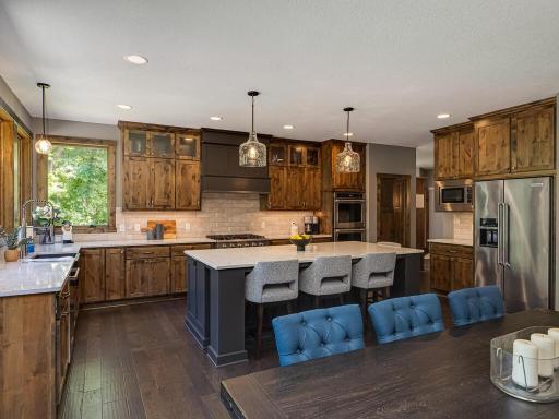 11480 Stoneridge Cir Dayton MN 55327 USA-056-087-Kitchen-MLS_Size.jpg