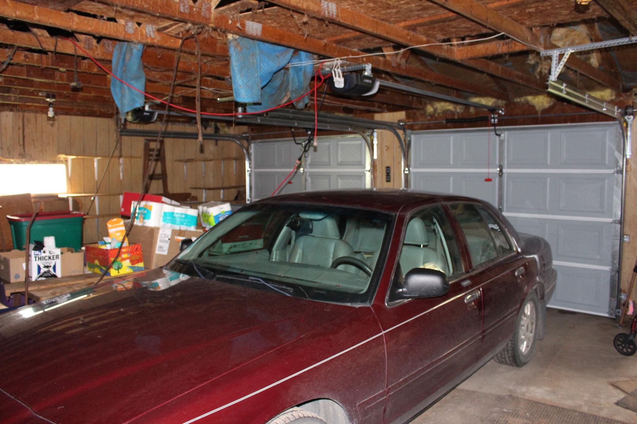 15 Garage.JPG