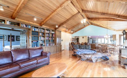 9455 County Road 26, Maple Plain, MN 55359