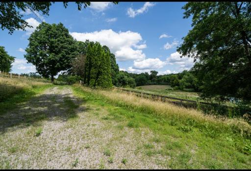 9455 County Road 26, Maple Plain, MN 55359