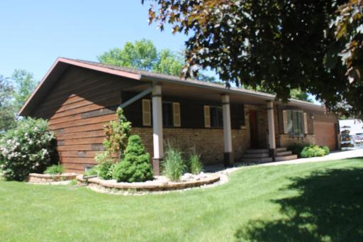 613 Lake Avenue E, Fulda, MN 56131