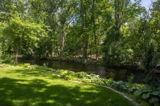 5429 Woodcrest Drive, Minneapolis, MN 55424