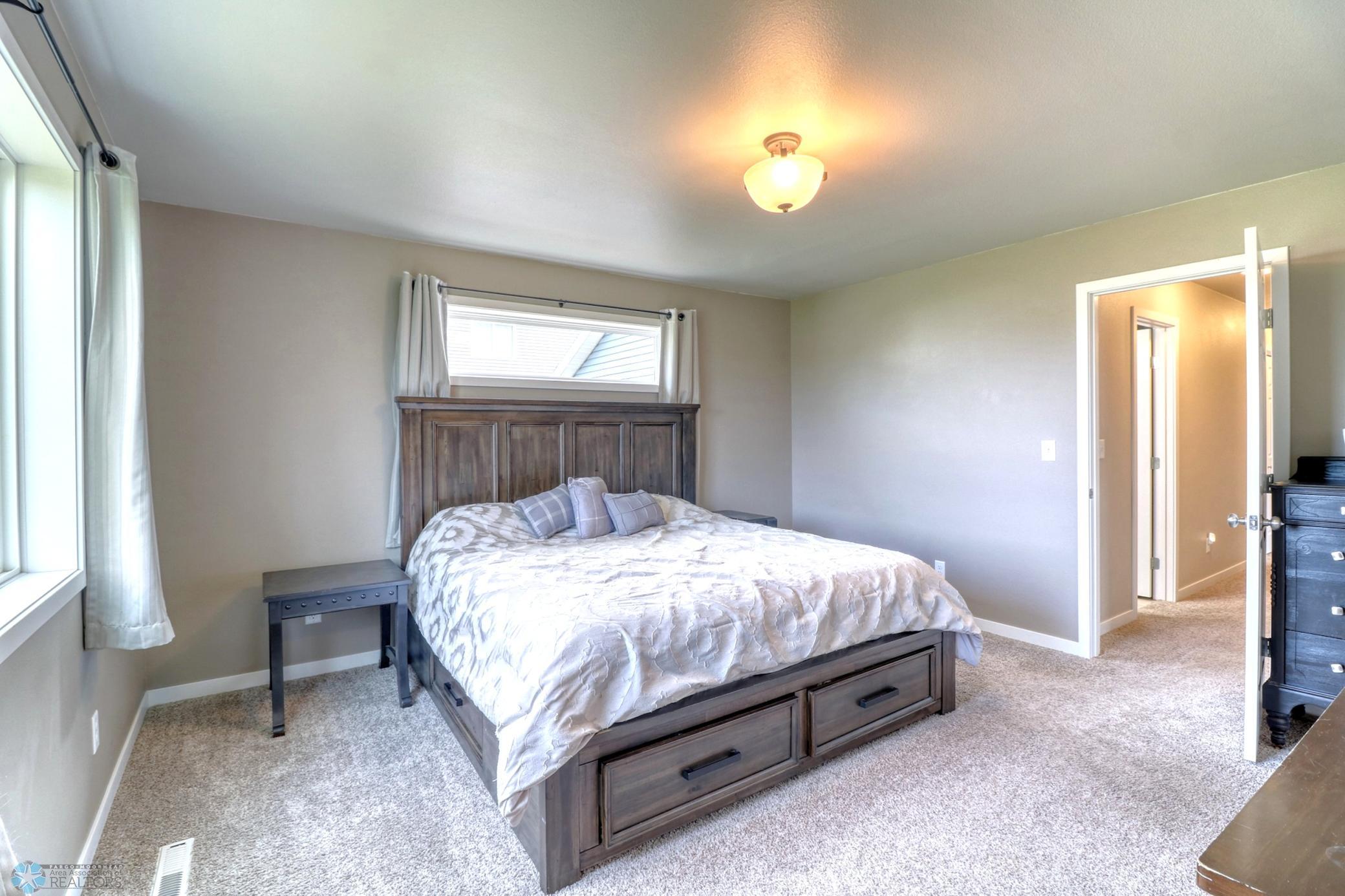Primary Bedroom (Main floor) - walk-in closet and private bathroom