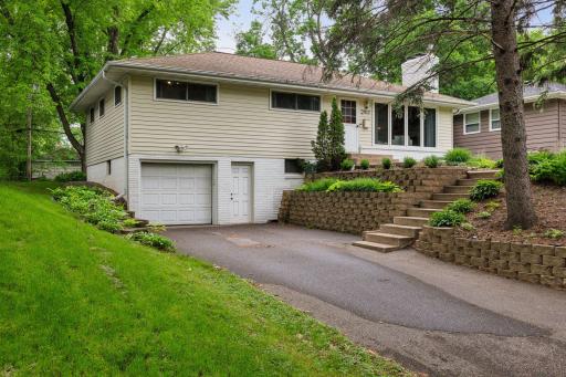 2917 Jersey Avenue N, Crystal, MN 55427