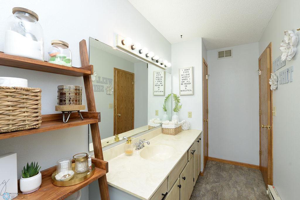 Large Vanity!