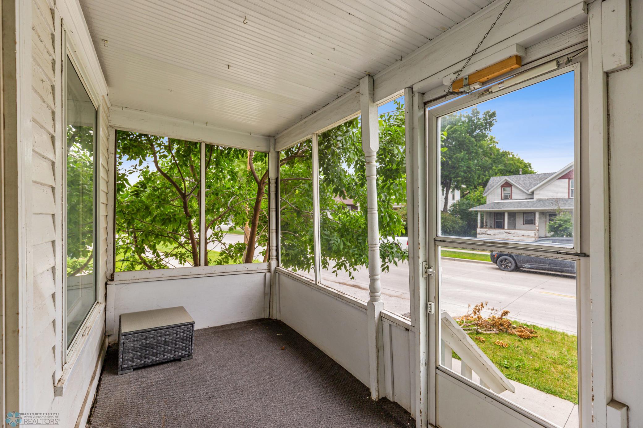 Screened Front Porch