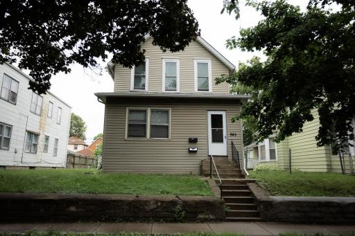 845 Lawson Avenue E, Saint Paul, MN 55106