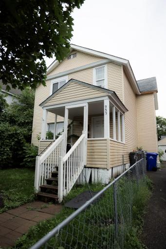 955 Burr Street, Saint Paul, MN 55130