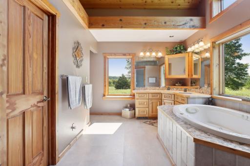 W9247 800th Avenue, River Falls, WI 54022