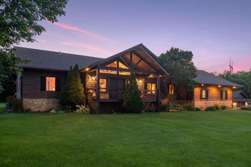 W9247 800th Avenue, River Falls, WI 54022