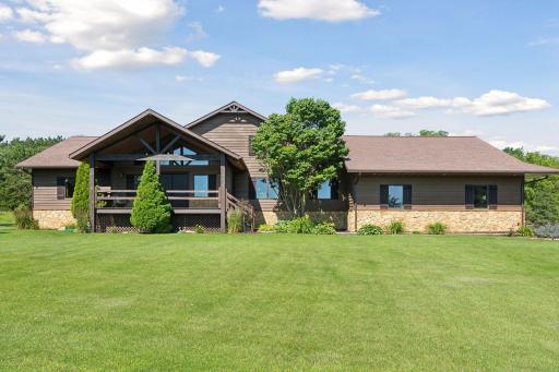 W9247 800th Avenue, River Falls, WI 54022