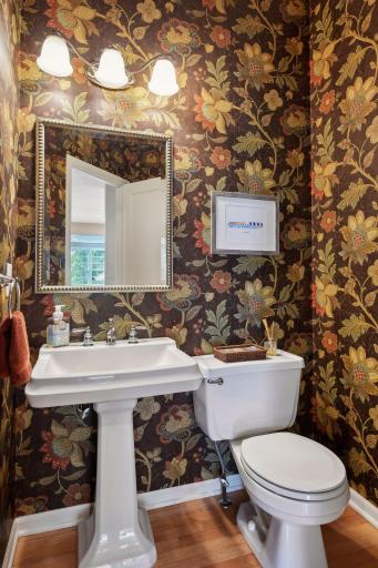 3615 James Avenue, Wayzata, MN 55391