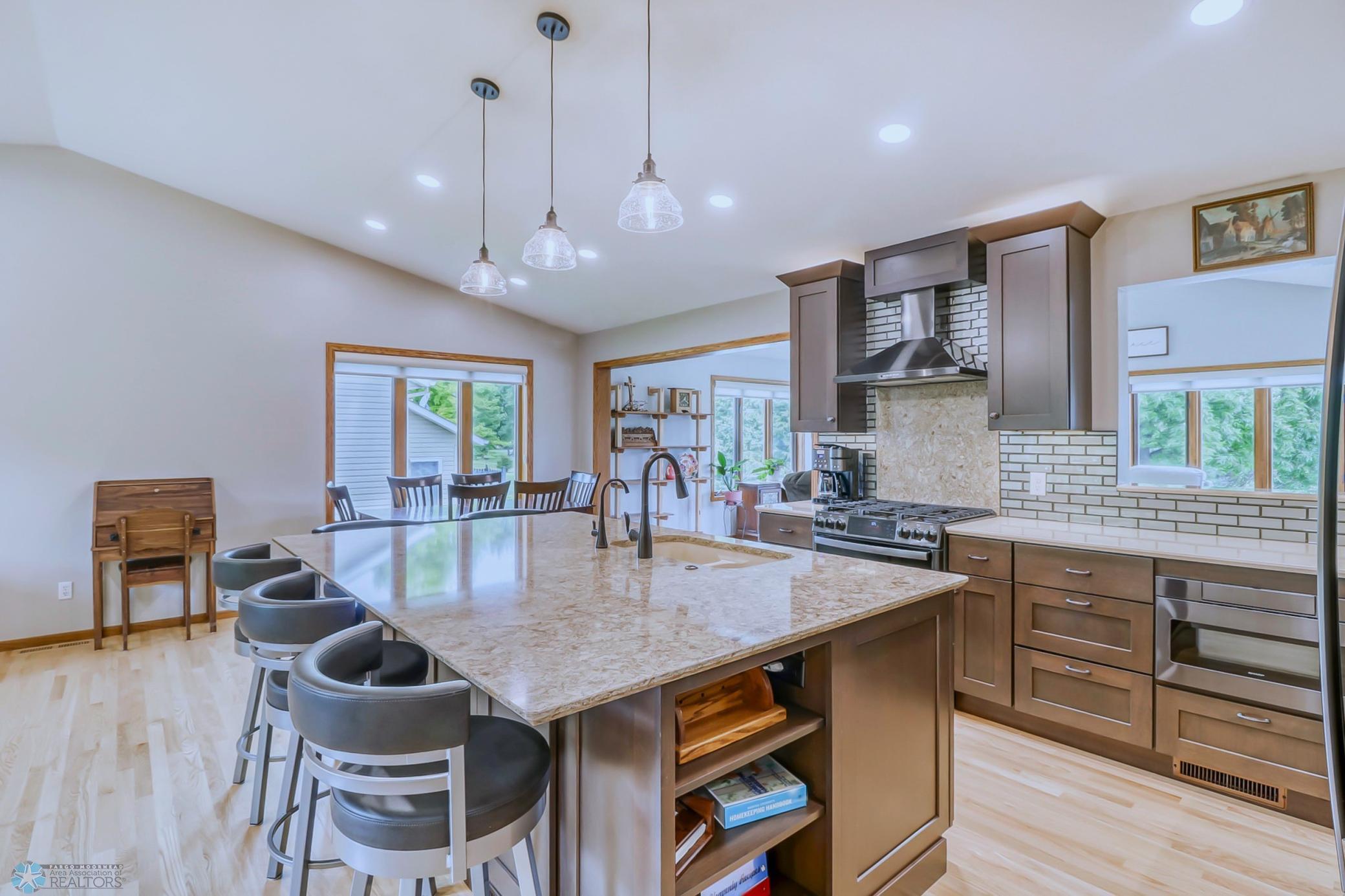 Kitchen1_3.jpg