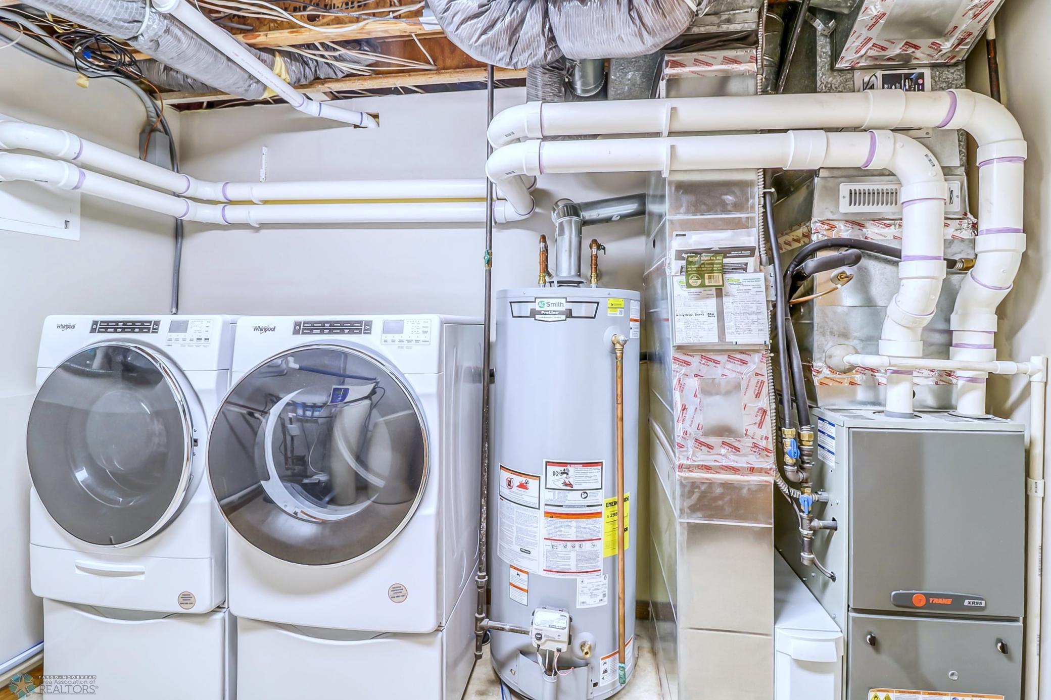 Basement_laundry_mechanical.jpg