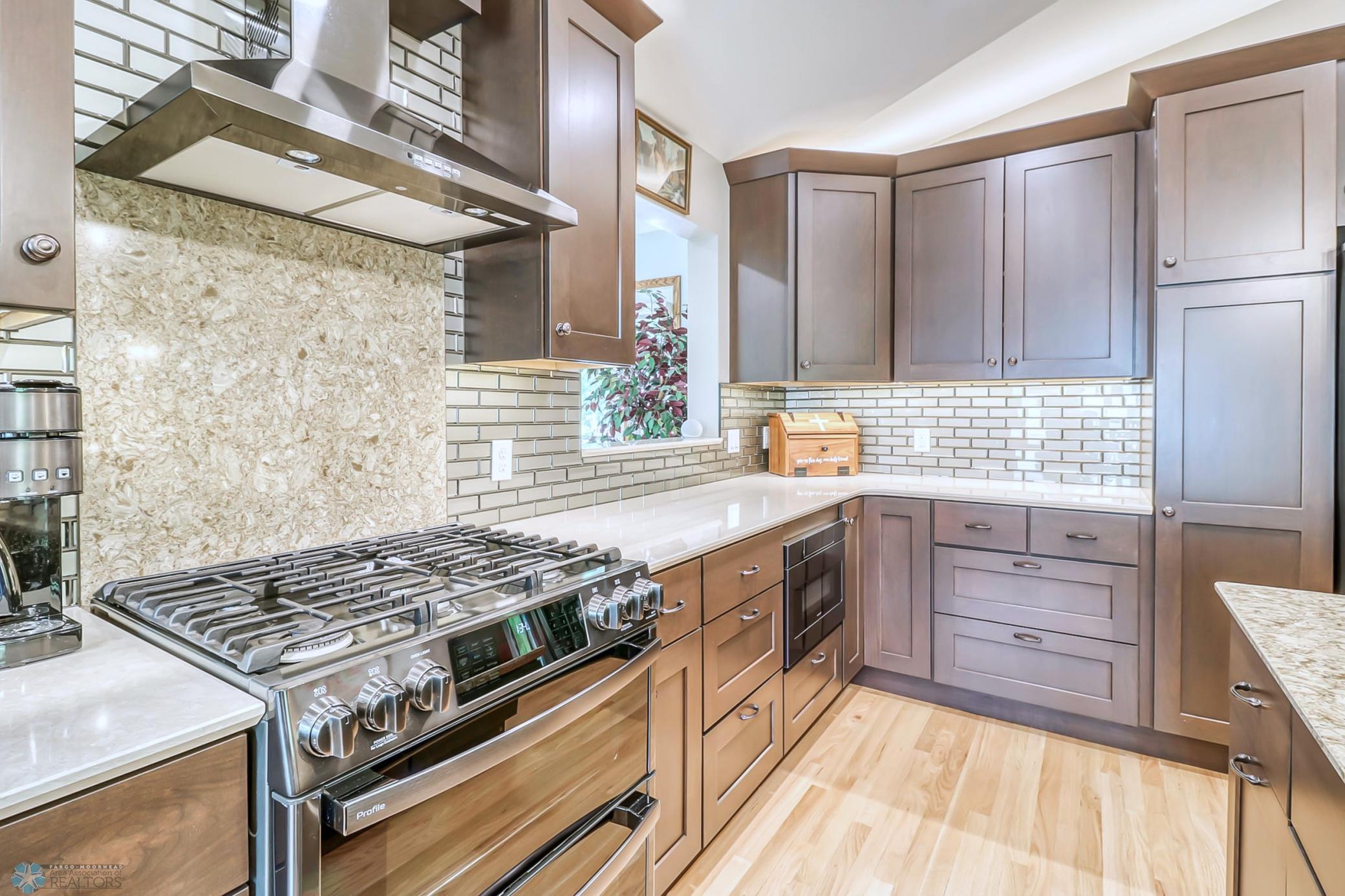 Kitchen1_6.jpg
