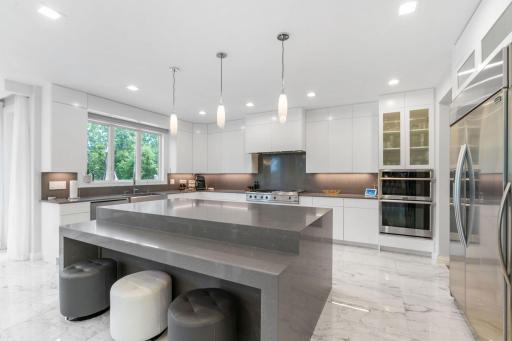 33 Mallard Road, Saint Paul, MN 55127