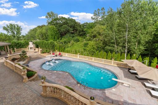 33 Mallard Road, Saint Paul, MN 55127