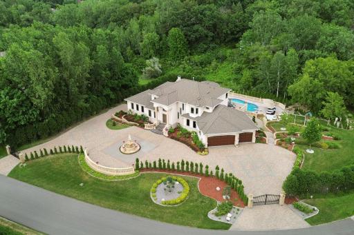 33 Mallard Road, Saint Paul, MN 55127