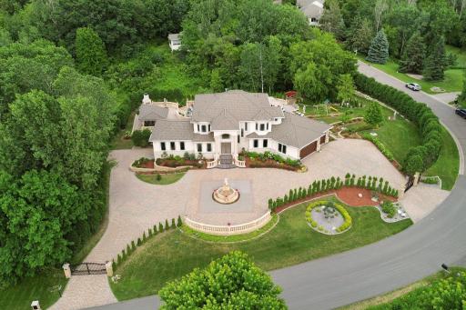 33 Mallard Road, Saint Paul, MN 55127