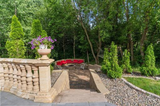 33 Mallard Road, Saint Paul, MN 55127