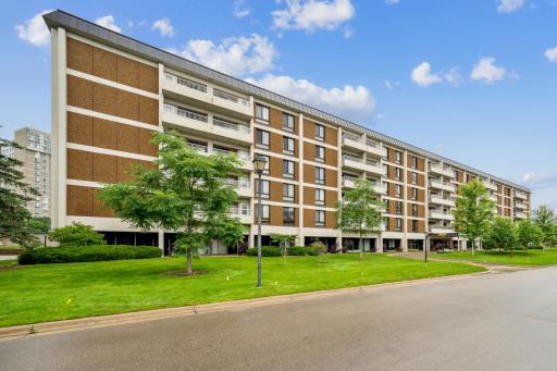 6400 York Avenue S, 206, Minneapolis, MN 55435