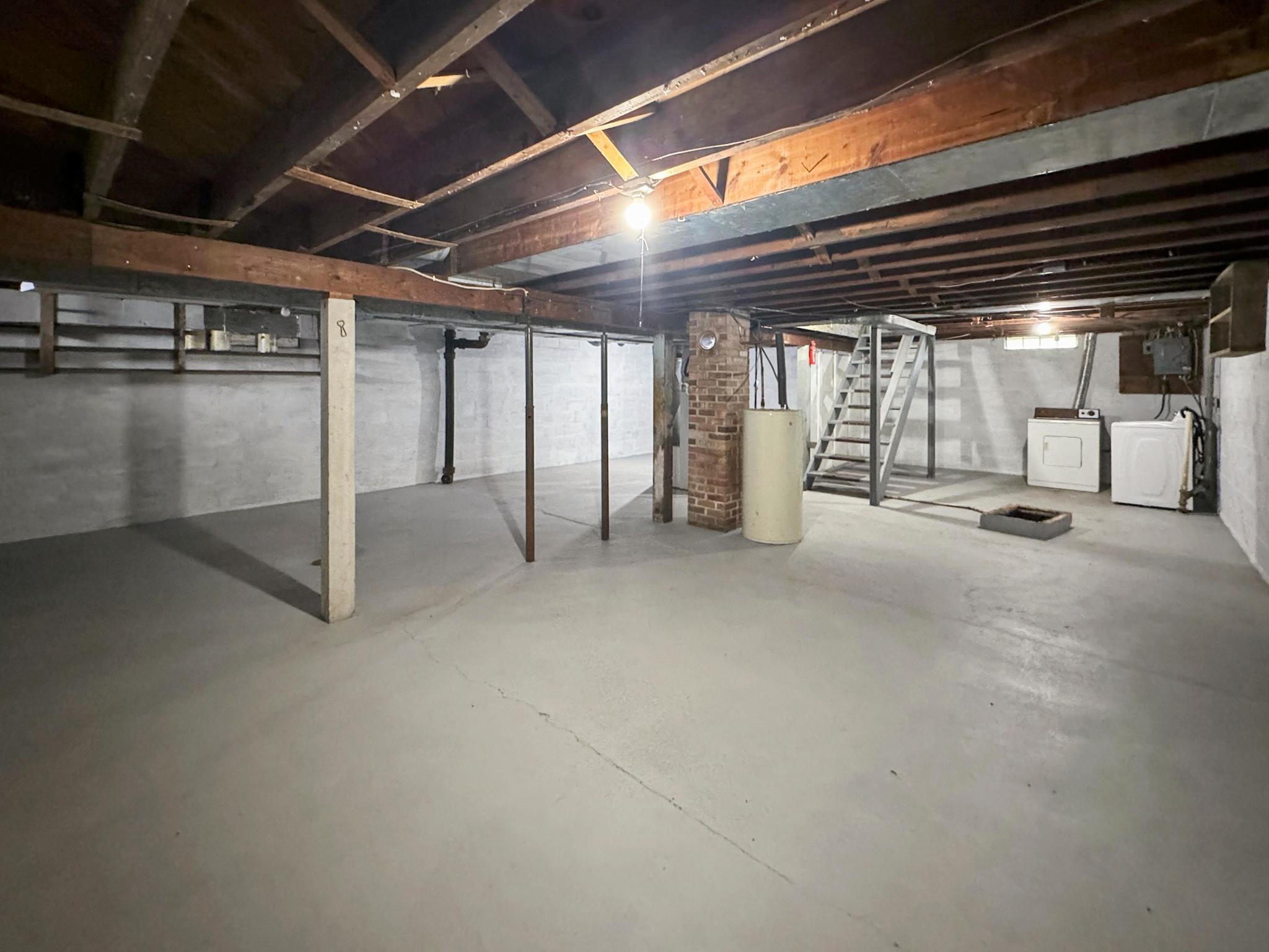 Basement far corner 2.jpg