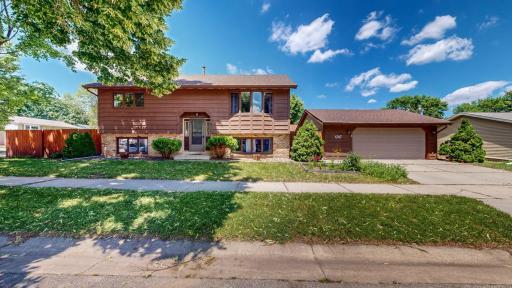1317 43rd Street NW, Rochester, MN 55901