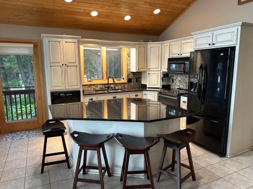 12571 Arrowhead Lane, Crosslake, MN 56442