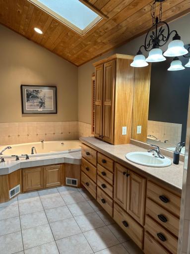 12571 Arrowhead Lane, Crosslake, MN 56442