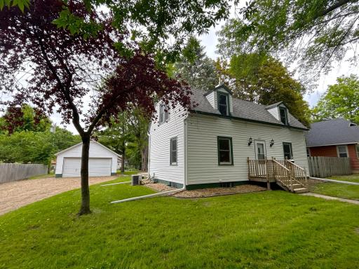 1325 14th Street E, Glencoe, MN 55336