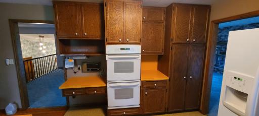 Double oven, making baking for large gatherings so much easier!