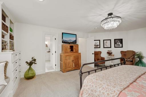 231 2nd Street, Excelsior, MN 55331