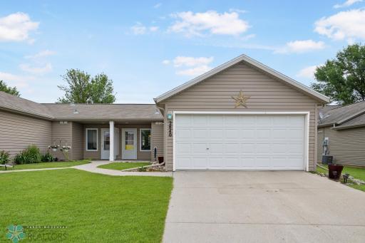 2840 35th Street S, Moorhead, MN 56560