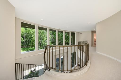 3175 Maplewood Road, Wayzata, MN 55391