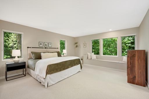 3175 Maplewood Road, Wayzata, MN 55391