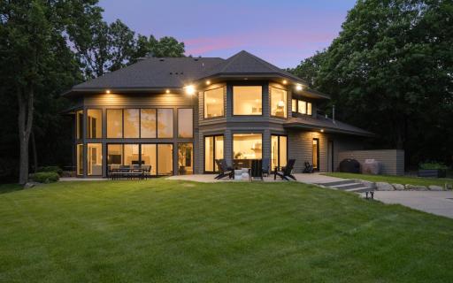 3175 Maplewood Road, Wayzata, MN 55391