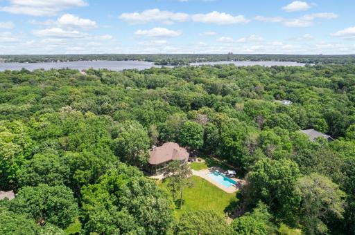 3175 Maplewood Road, Wayzata, MN 55391
