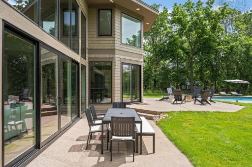 3175 Maplewood Road, Wayzata, MN 55391
