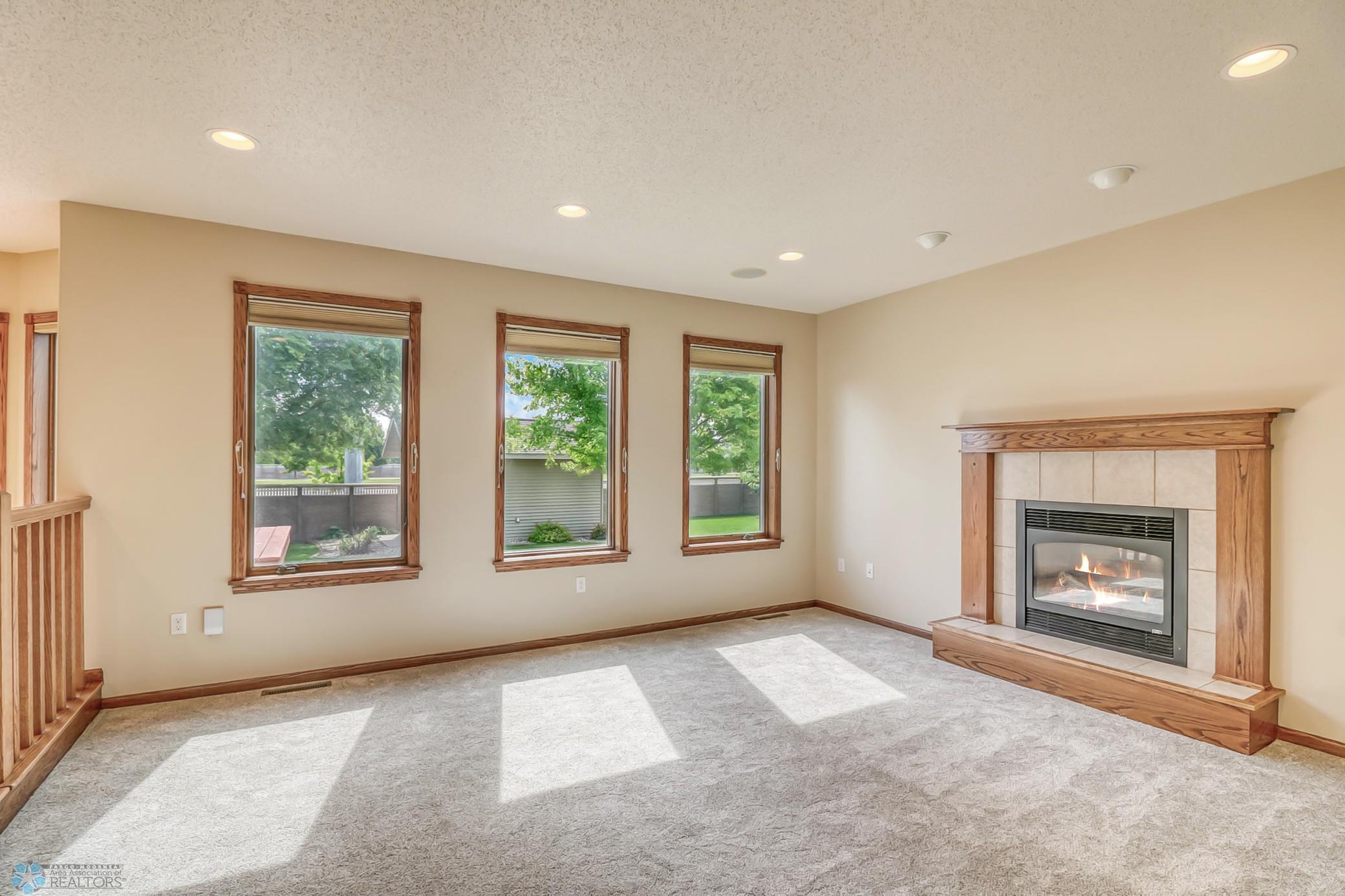 Living Room with gas fireplace