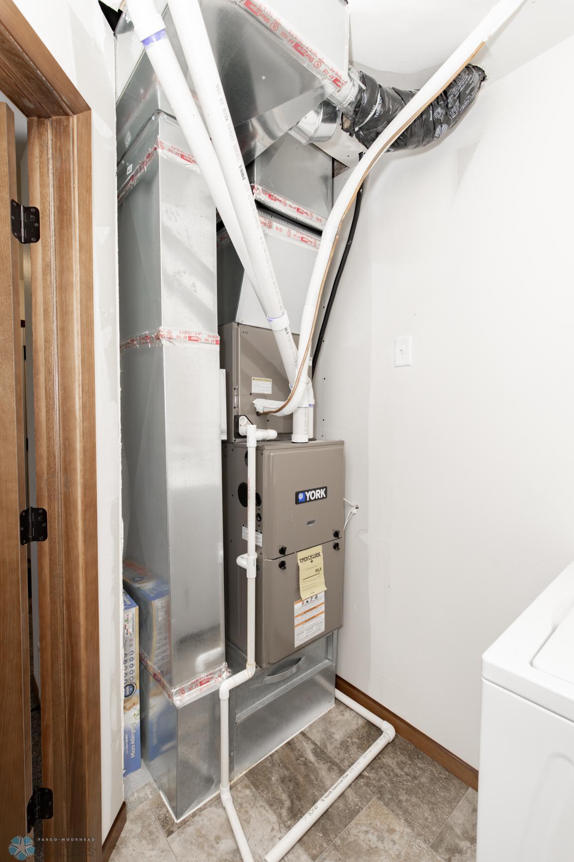 Laundry/Utilities