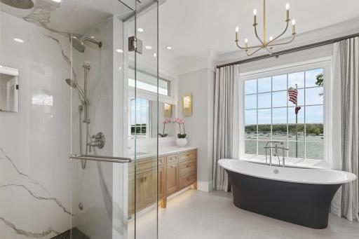 Spa-like en suite with heated floors