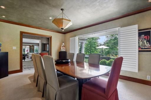 332 Mississippi River Boulevard S, Saint Paul, MN 55105