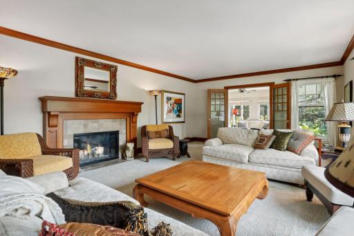 332 Mississippi River Boulevard S, Saint Paul, MN 55105