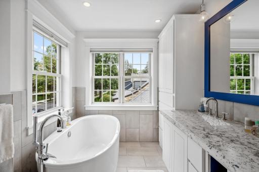 3424 Humboldt Avenue S, Minneapolis, MN 55408