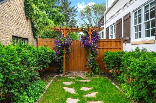 3424 Humboldt Avenue S, Minneapolis, MN 55408